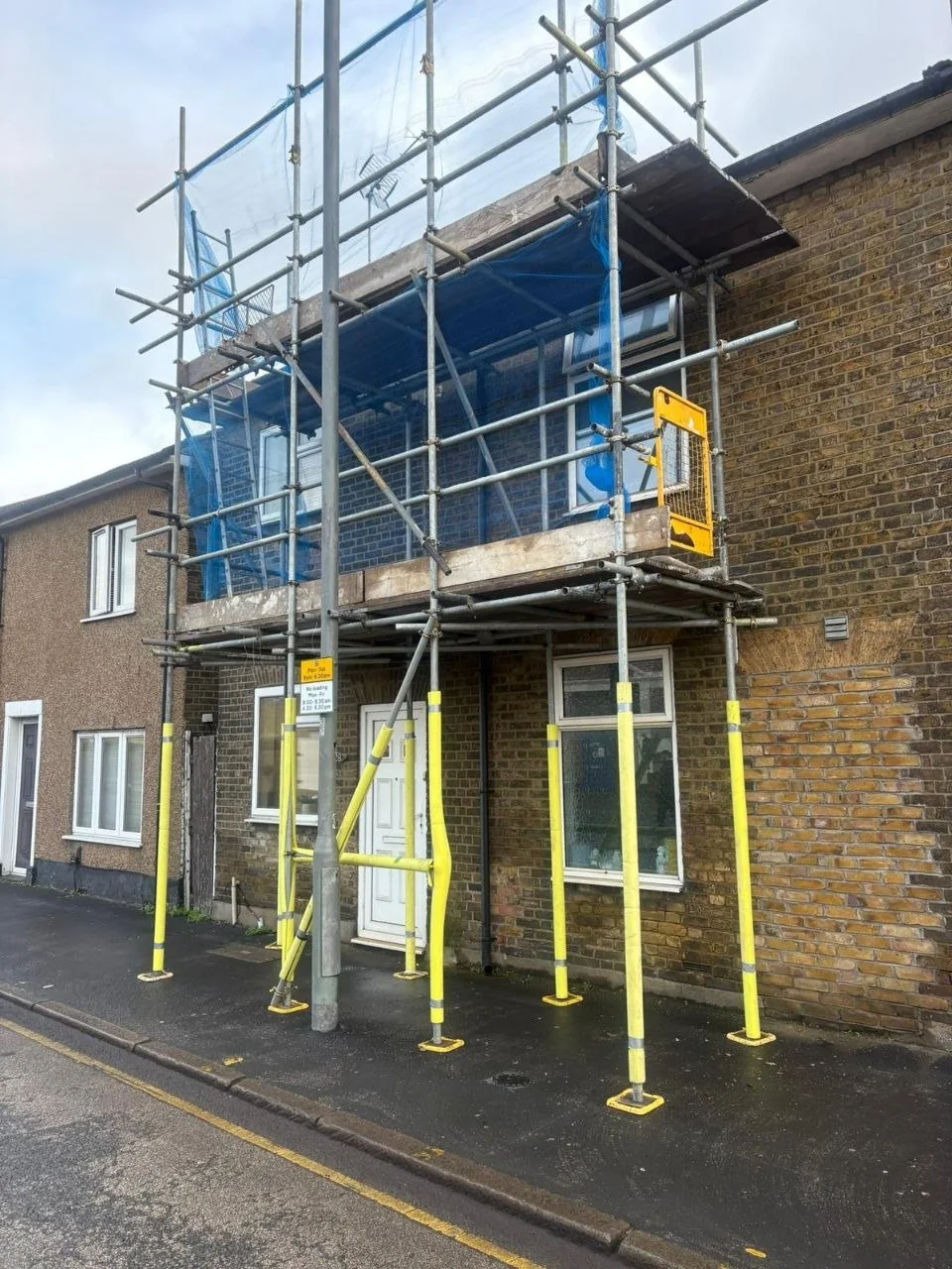 Residential Scaffolding in Thundersley, Essex — real Axis Scaffolding project photograph
